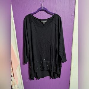 120. Talk Of The Walk Black Stud Metallic Grommet Accent 3/4 Sleeve Top 2X 18 20